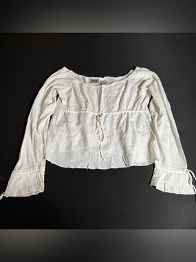 Bill Blass Jeans white boho peasant crop top in size PM (Petite Medium)